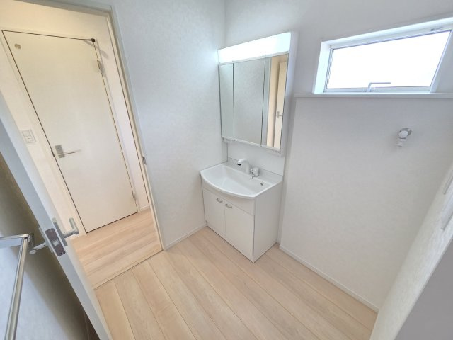 新築　桐生市広沢町第18　クレイドルガーデン　3号棟の洗面所|新築　桐生市広沢町第18　クレイドルガーデン