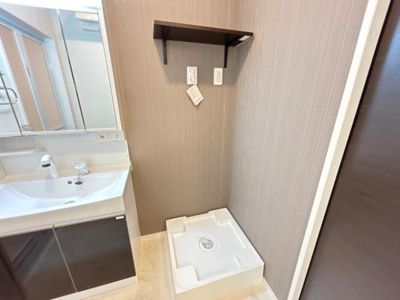 【その他】 | チャーム・ツートンB | 洗濯機置場