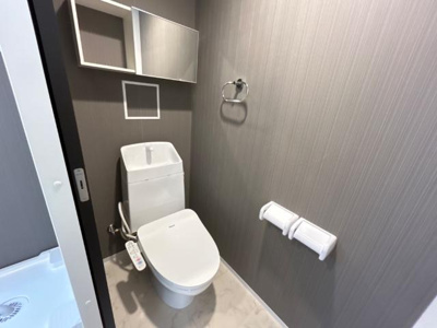 【トイレ】 | チャーム・ツートンB | シャワー付トイレ