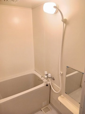 シルキーハイツⅡの浴室|日々の暮らしに欠かせないお風呂です