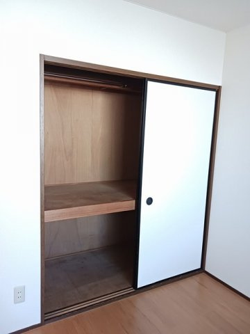 シルキーハイツⅡの収納|便利な収納スペースです