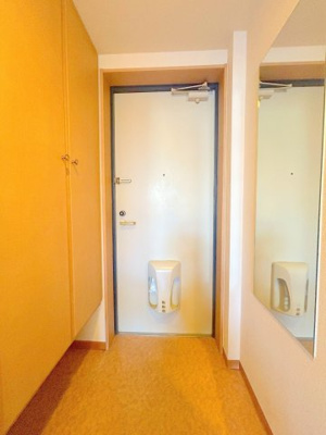 【玄関】 | エンバシーコート矢賀