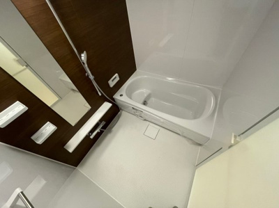 【浴室】 | Creer RiviereⅢ | ※同物件別部屋写真