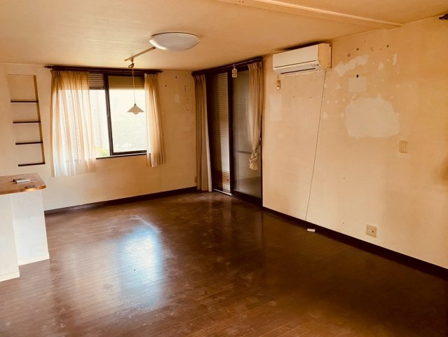 八街市八街ほ　中古戸建の居間・リビング