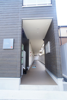 【エントランス】 | リブリ・YKBA北戸田