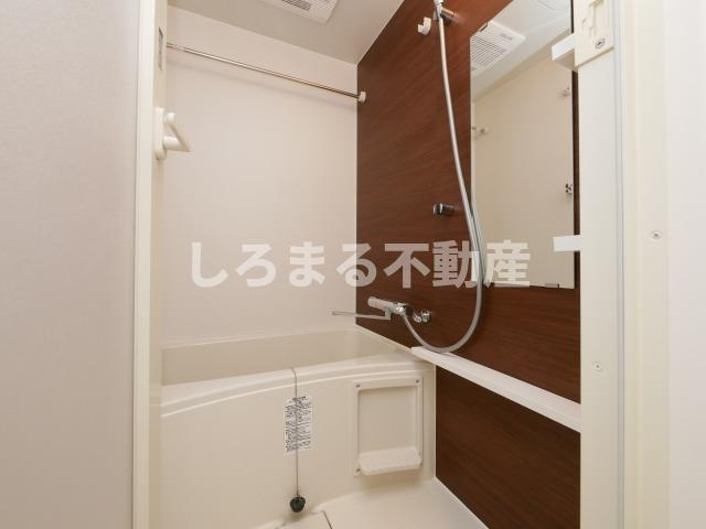 エス・キュート梅田東の浴室