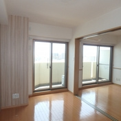 【洋室】 | カーサフィオーレ西市駅前