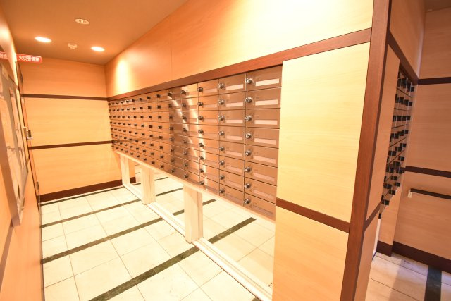 ロイヤルパークス桃坂