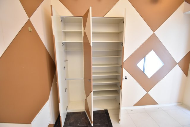 ロイヤルパークス桃坂