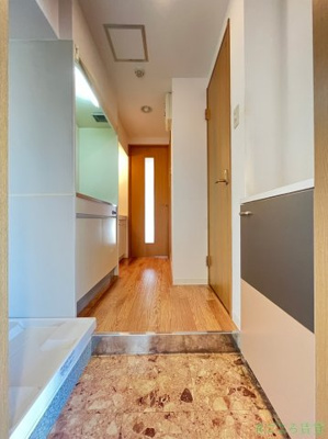 【玄関】 | ブリストル神崎