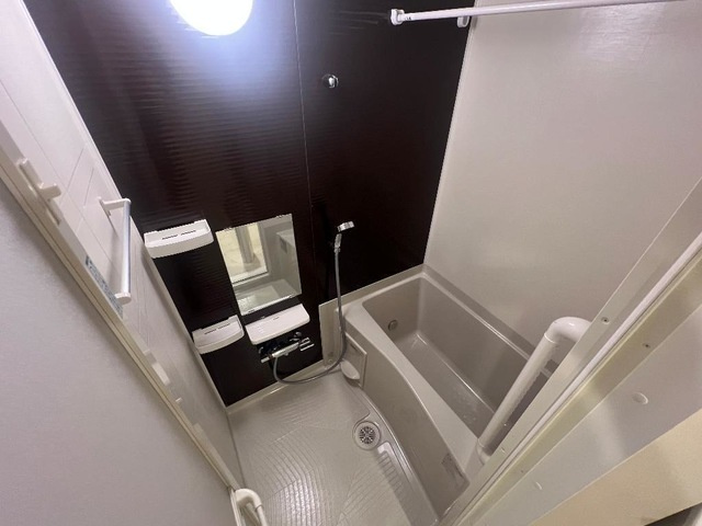 ラヴァリエの浴室|同施工会社別建物写真