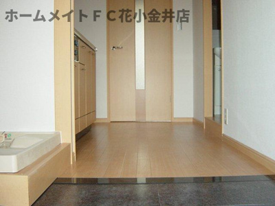 【玄関】 | ファーストプレイス | 玄関