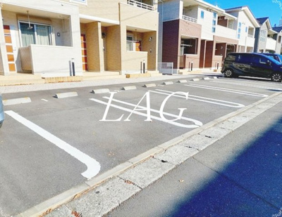 【駐車場】 | イズムユウＡ | 駐車場です。