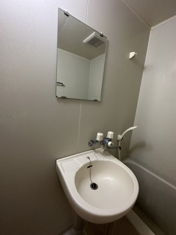 アーバンハイム大空の洗面所