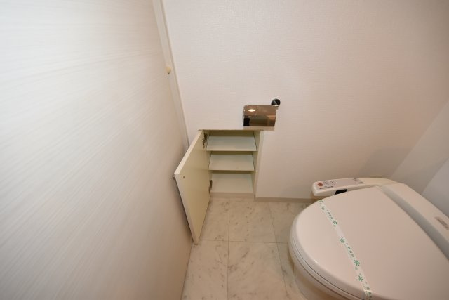 アーデン土佐堀