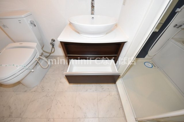 アーデン土佐堀