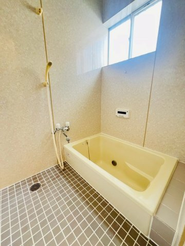 西明石北町3丁目テラスハウスの浴室