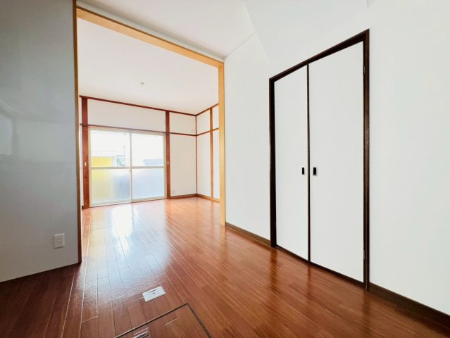 田中貸家の居間・リビング