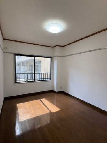 タケノヤハイツ朝日第二の寝室