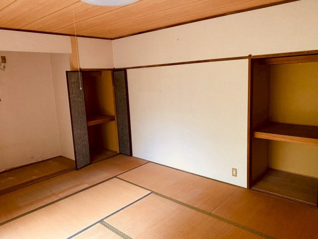 八街に中古戸建の和室