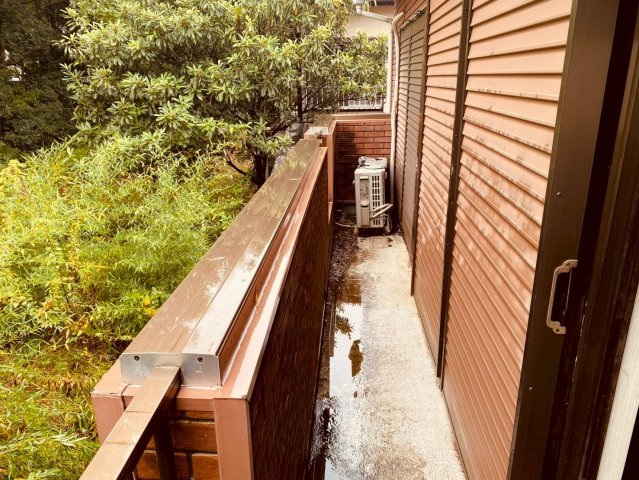 八街に中古戸建のバルコニー