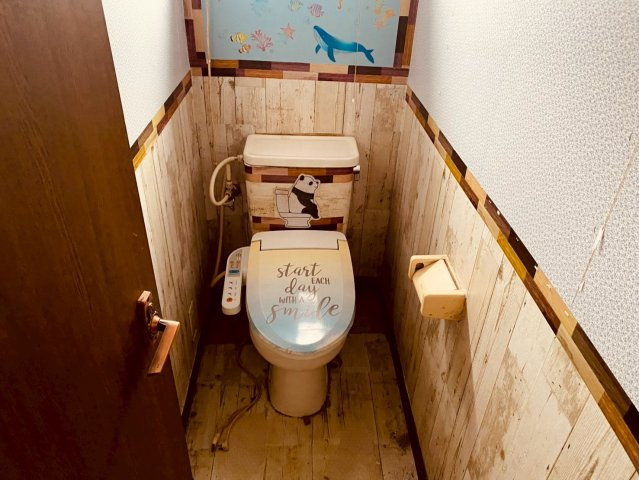 八街に中古戸建のトイレ