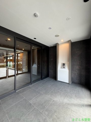 【エントランス】 | ワールドアイ難波CityGate