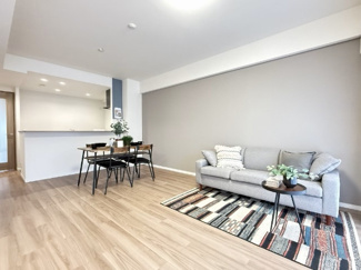 【居間・リビング】 | エルフォレスト　ガーデンウィング棟