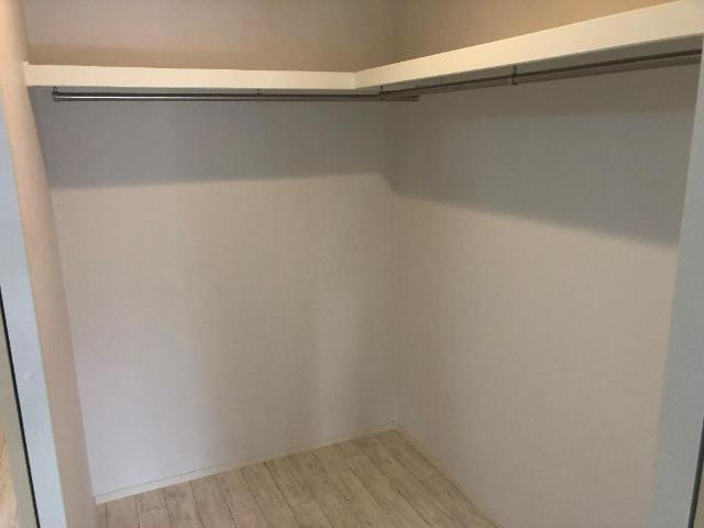 シギラの収納|ウォークスルークローゼット