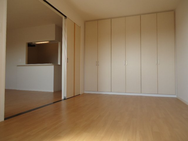 ル・パッサージュの内装|洋室