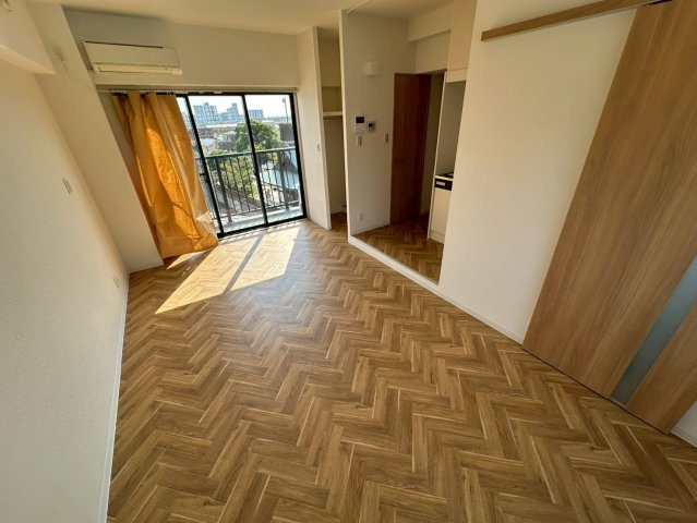 メルツ芦屋の居間・リビング