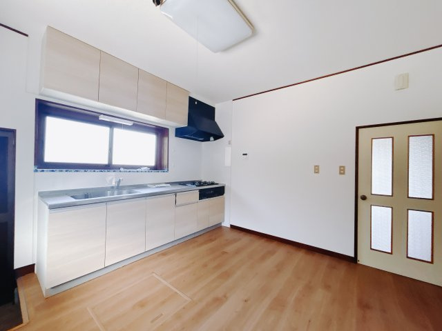 【中古戸建】高崎市片岡町3丁目のキッチン|■キッチン｜全スライド式収納キッチン♪お皿や鍋の出し入れもラクラクです（＾＾）