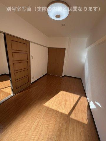 コバヤシビルの居間・リビング