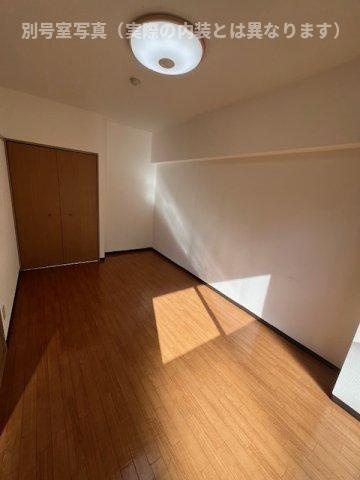 コバヤシビルの居間・リビング