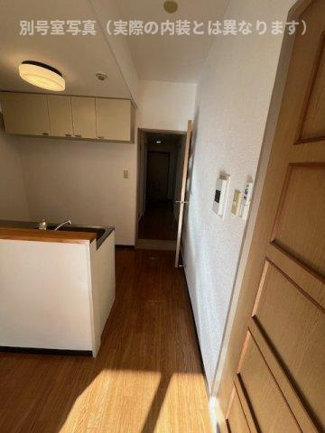 コバヤシビルの居間・リビング