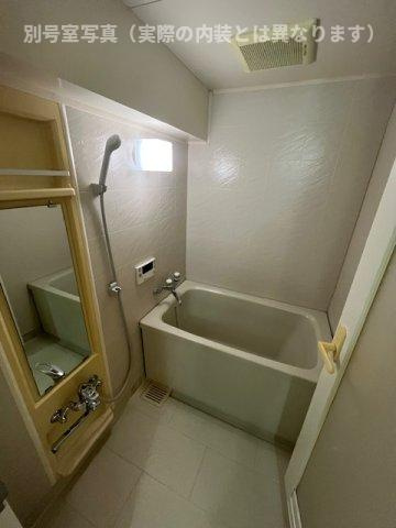 コバヤシビルの浴室