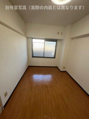 コバヤシビルの居間・リビング