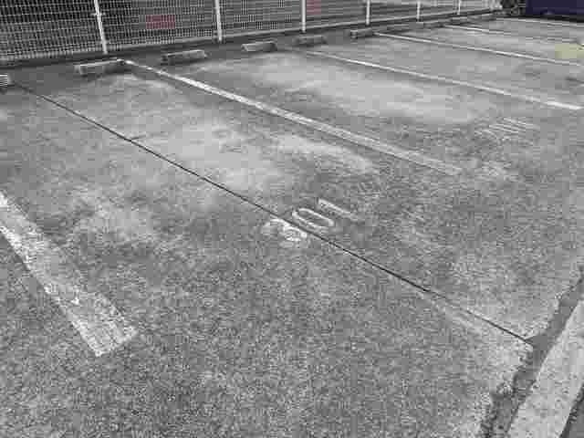 大中マリッチの駐車場