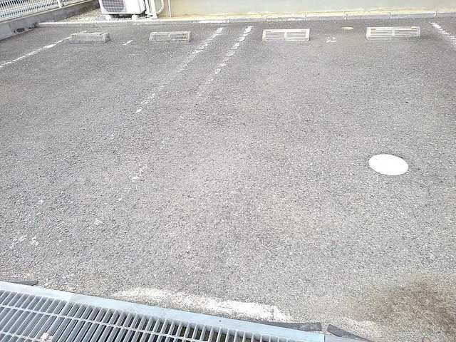 ラ・カーサ・ミーアの駐車場