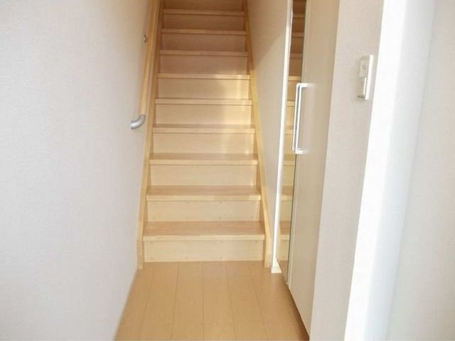 ハイツ　グレースの玄関