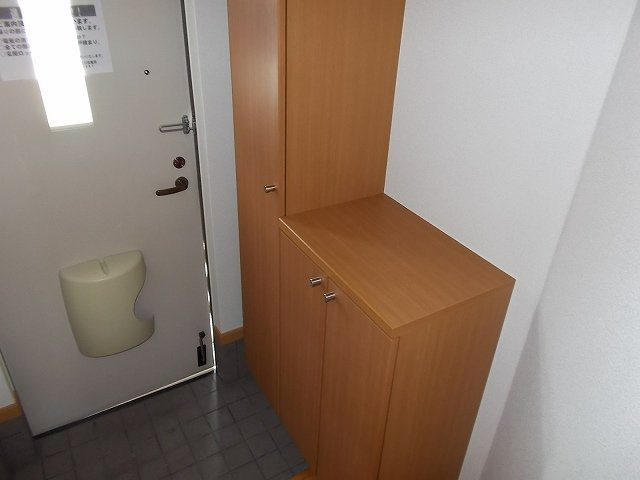 ラ・リヴィエールⅡの玄関