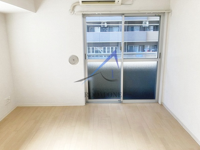 ミリアビタＮｏ．１５の居間・リビング|洋室のお部屋です。