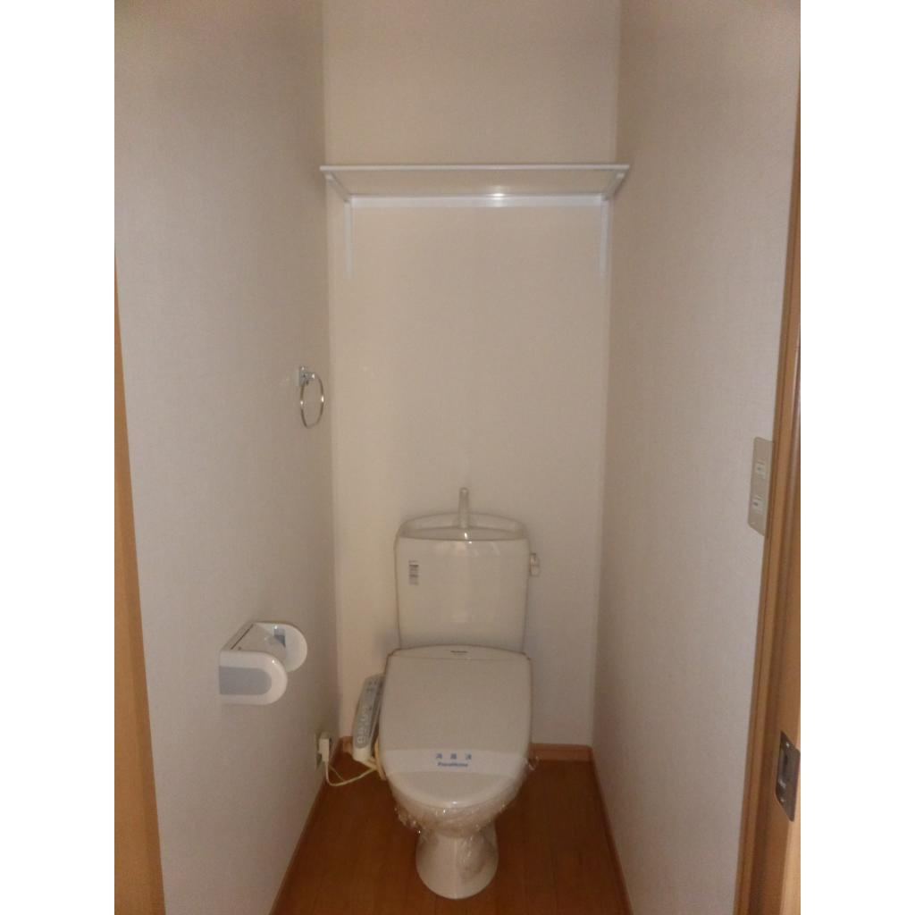 スクエア田村　Ｃのトイレ|温水洗浄便座