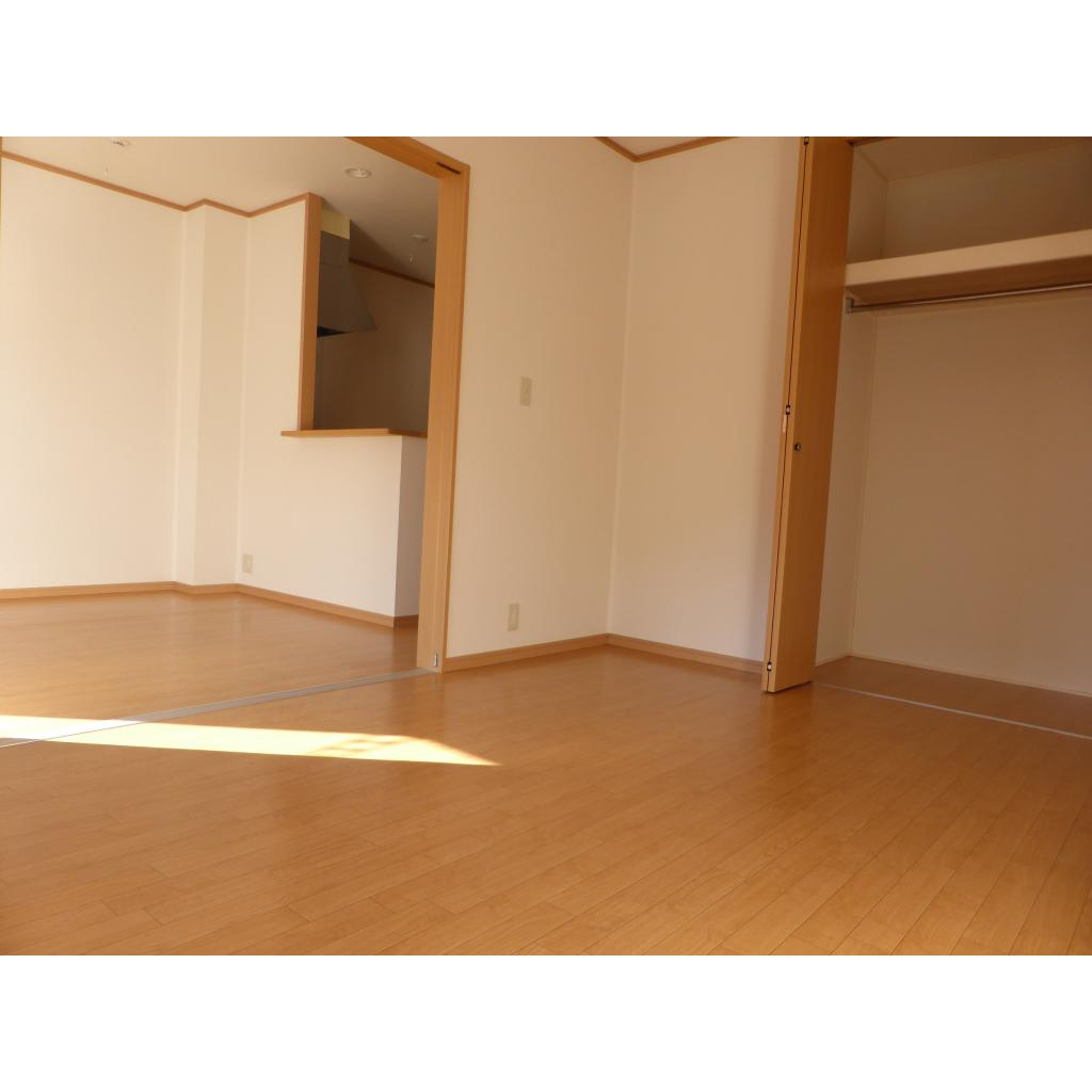 スクエア田村　Ｃの居間・リビング|洋室