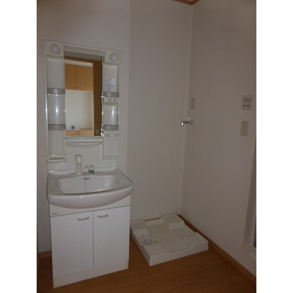 スクエア田村　Ｃの洗面所|シャンプードレッサー