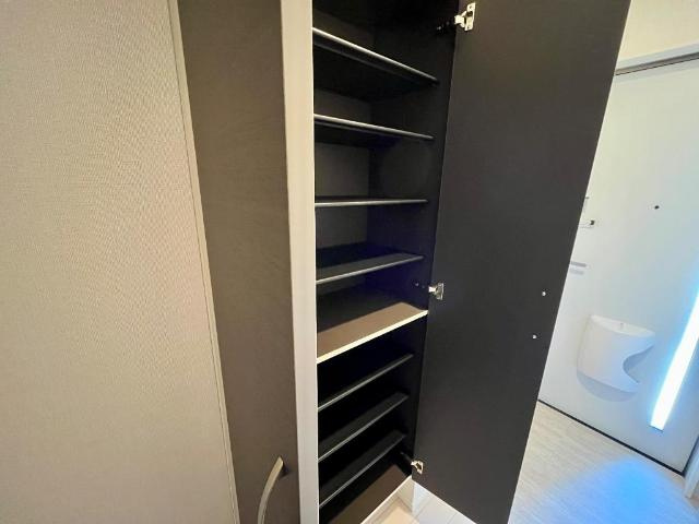 蔵子5丁目新築アパートの収納|下駄箱（イメージ）