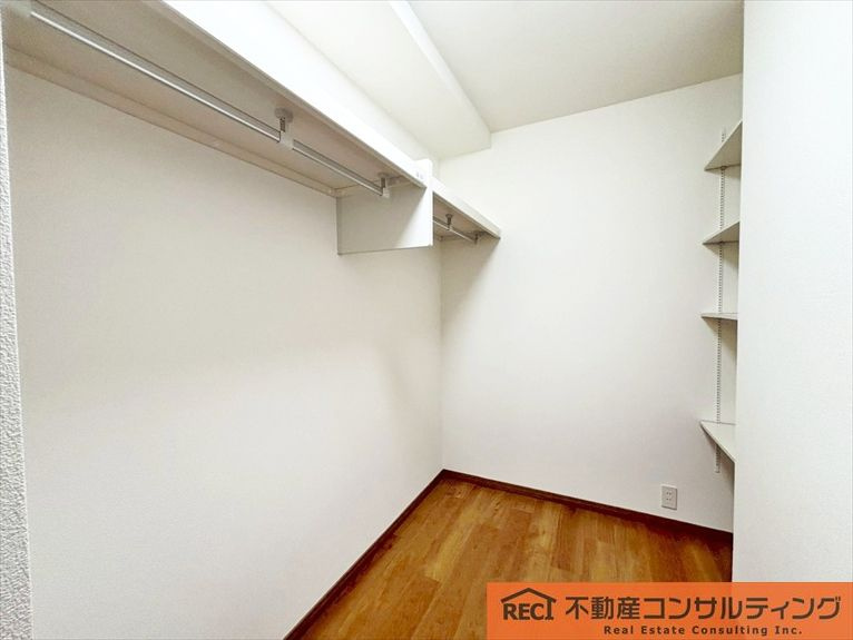 モンセーヌ住吉川公園1番館の収納