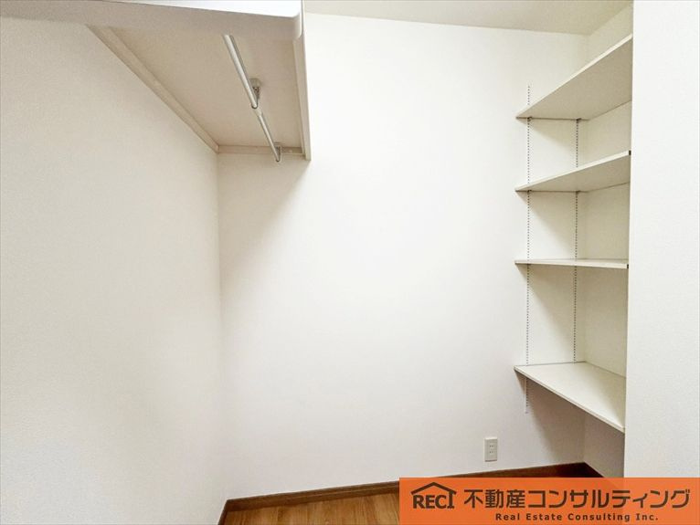 モンセーヌ住吉川公園1番館の収納