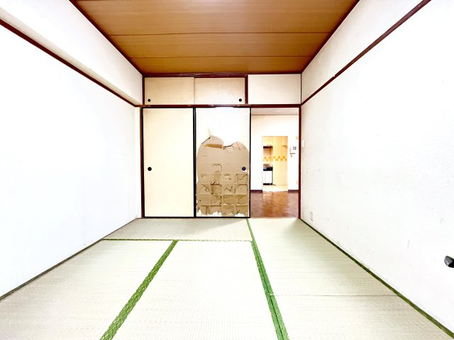 グリーンパーク第4綾瀬の和室