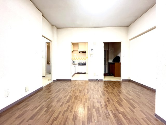 グリーンパーク第4綾瀬の居間・リビング